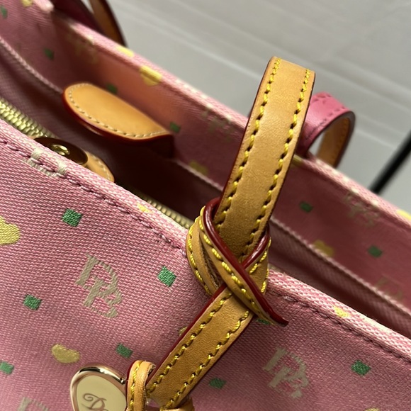 NWT DOONEY & BOURKE - Picture 6 of 9